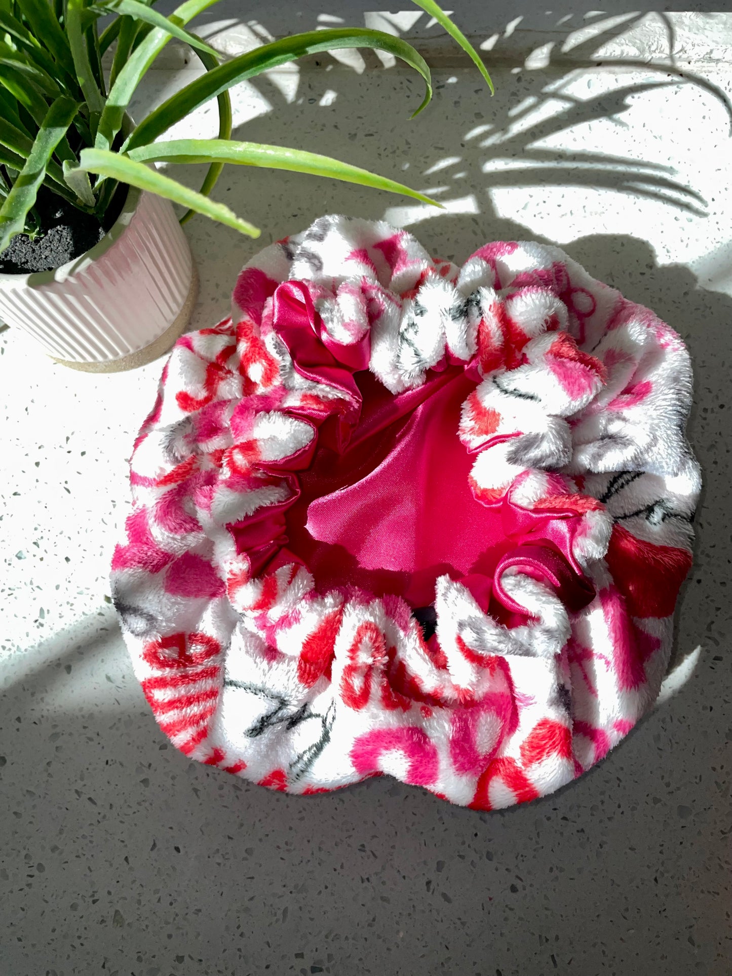 CROWNED Mini XOXO Bonnet