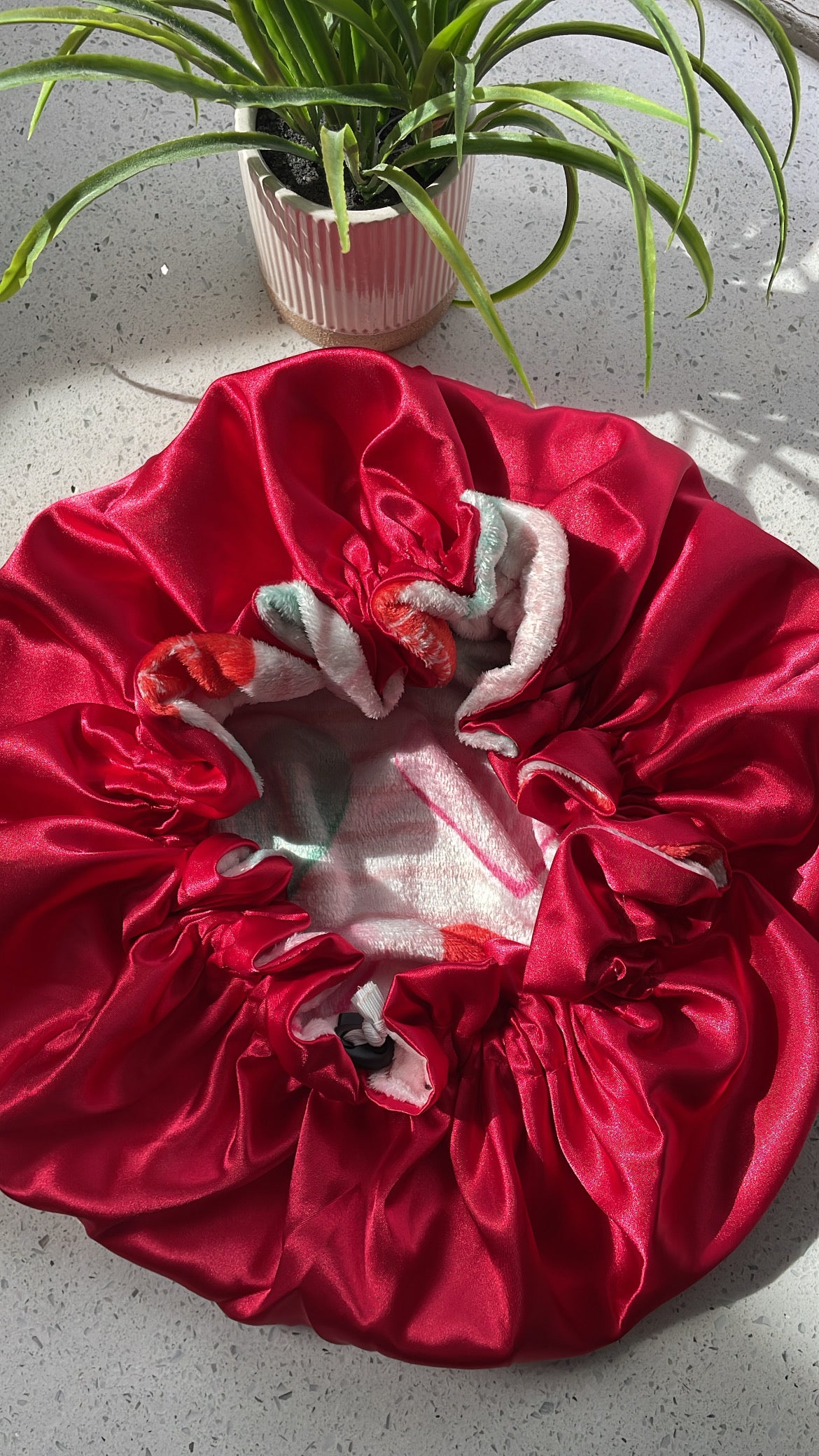 Sweetheart Conversation Hearts Reversible Satin-Lined Bonnet